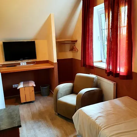 Alt Enginger Muehle فندق 3*